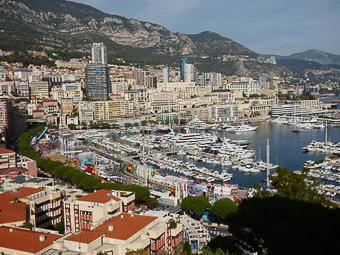 10 Monaco - Città Vecchia - Lo splendido panorama del Principato e del suo Porto