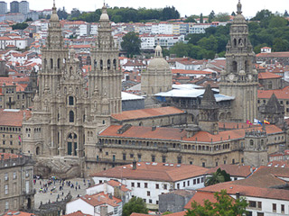 04 - Santiago de Compostela - Dalla ruota panoramica nel Parque Alameda - Vista sulla Cattedrale