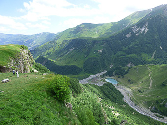 16 Dopo Gudauri, bellissimo paesaggio montano