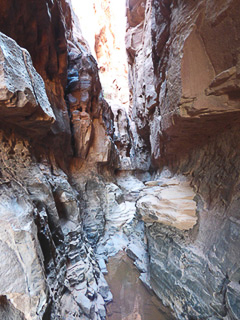 31 Wadi Rum - Khazali canyon