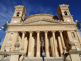 13 Mosta - Mosta Dome