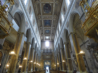 24 - Duomo - Navata centrale