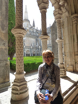 06 - Monastero di Batalha - Gosia nel Chiostro reale