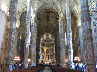 15 - Lisbona - Belém - Monastero dos Jerònimos - Chiesa - Interno verso l'abside