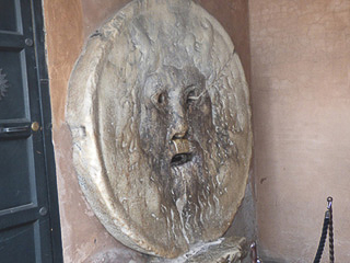 03 Aventino - Chiesa di Santa Maria in Cosmedin - La Bocca della VeritÖ