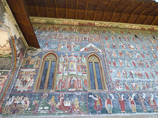 24 Bucovina - Monastero di Sucevita - Lato sud - Affresco della scala delle virtó