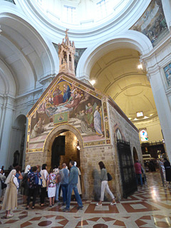 15 - Assisi - Basilica di Santa Maria degli Angeli - La Porziuncola