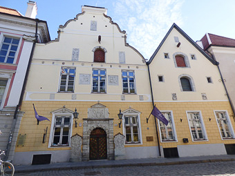 13 - Centro - Casa delle Teste Nere
